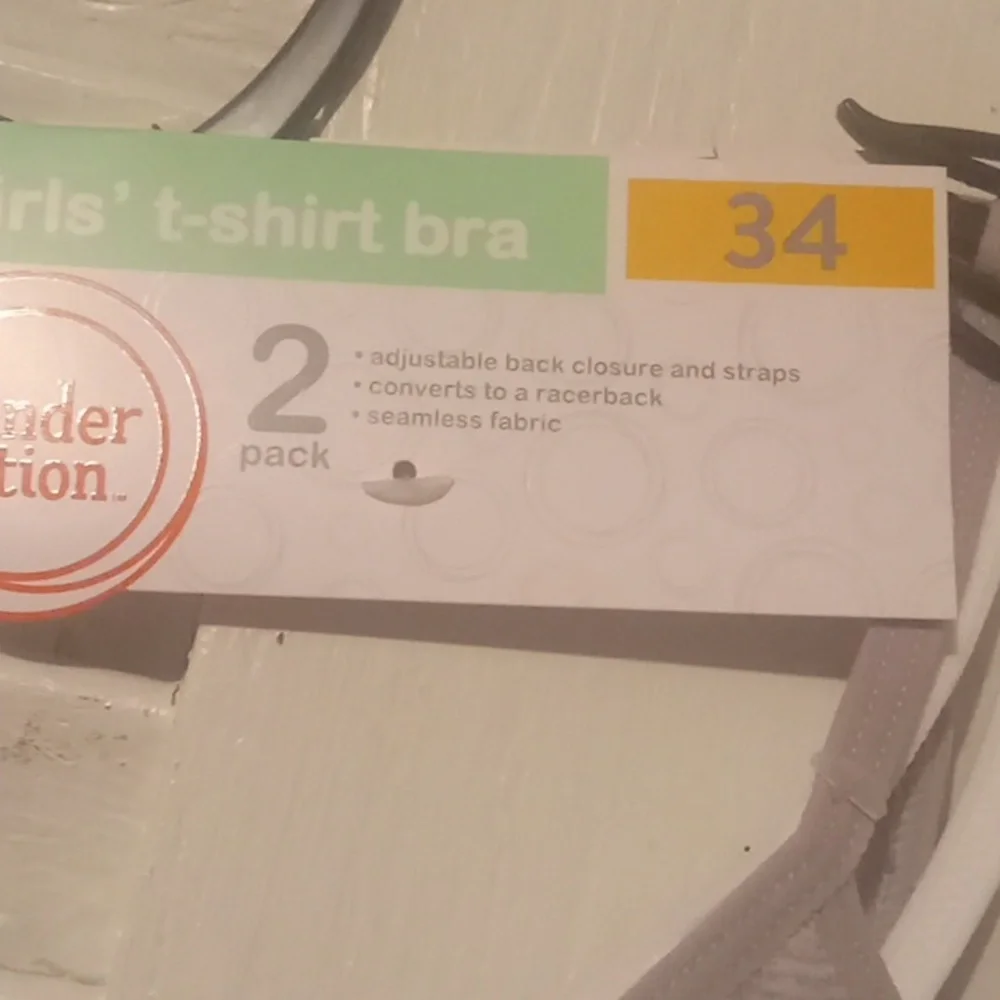NWT☆ Girls Tshirt Bra
